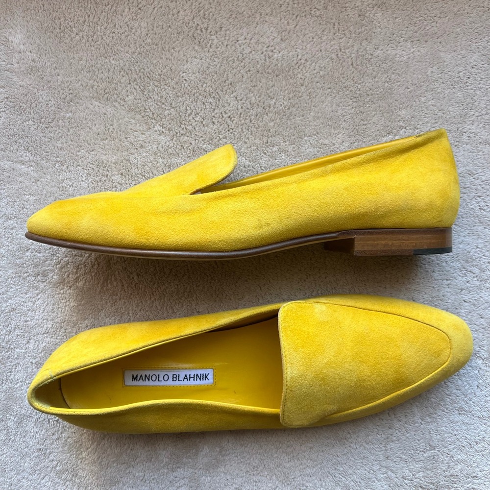 Manolo‎ Blahnik Pitaka Women 9.5 EU 40 Yellow Suede Flat Loafers Slippers Italy